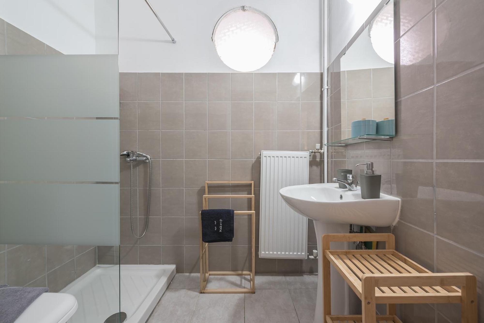 Apartamento Peaceful And Comfy 2Ba In Athens Heart Exterior foto
